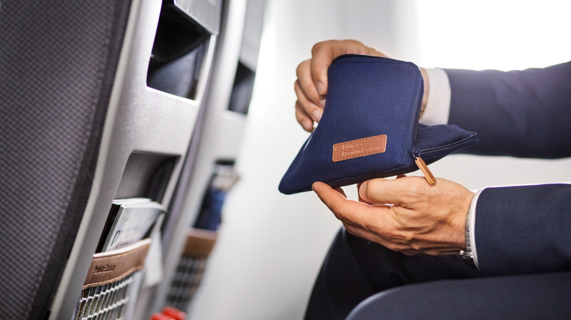 lufthansa baggage allowance premium economy