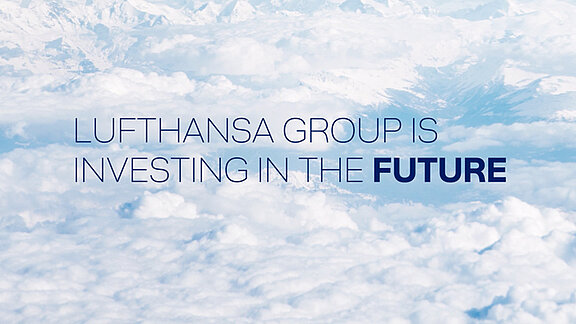 Wolkenbild, Poster zum Film über die Flugzeuge A350-900 und Boeing 787-9