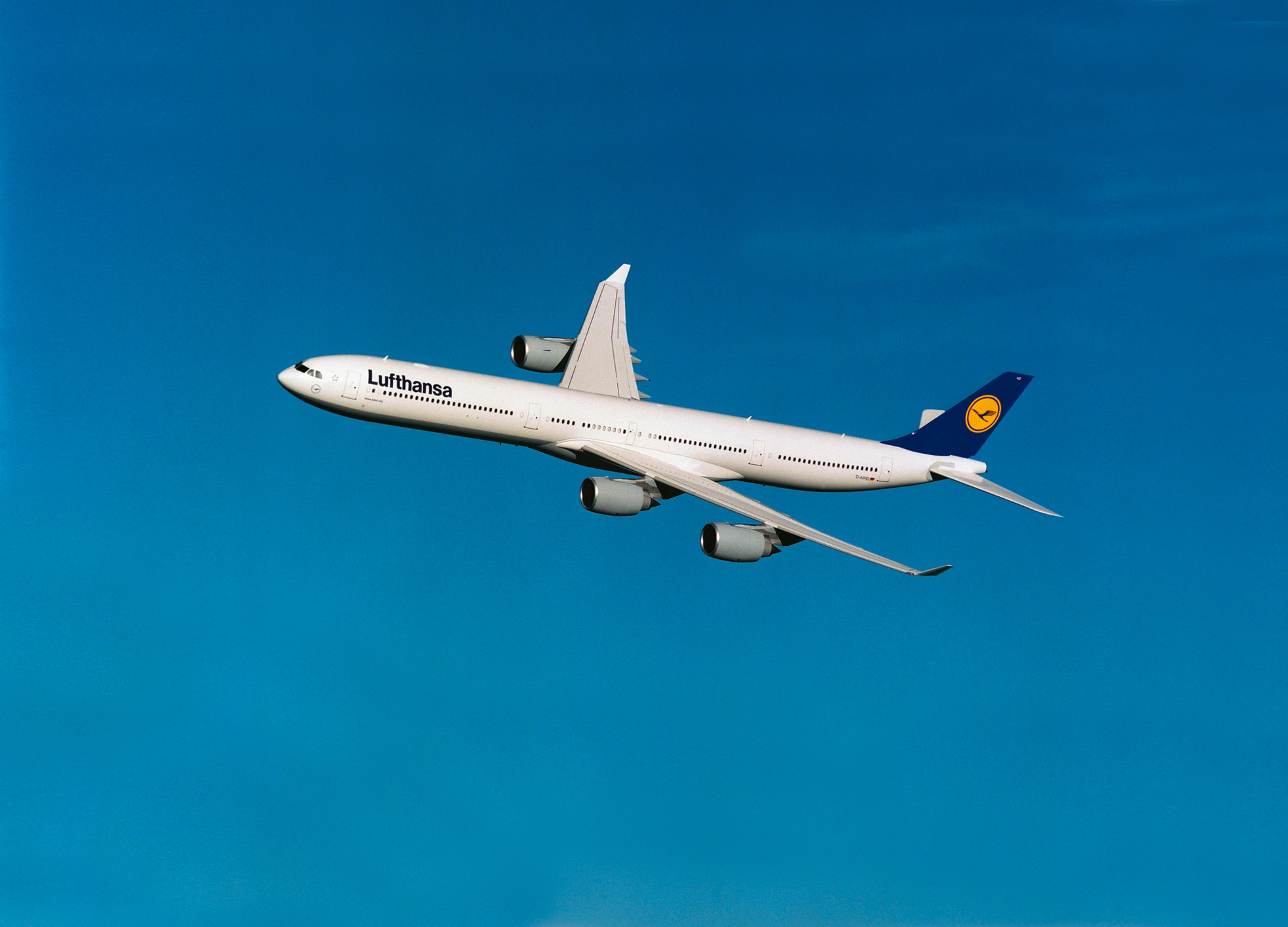 Im Rahmen des Flottenmodernisierungsprogramms stellte die Lufthansa das modernste Verkehrsflugzeug der Welt in Dienst: den Airbus A340-600.