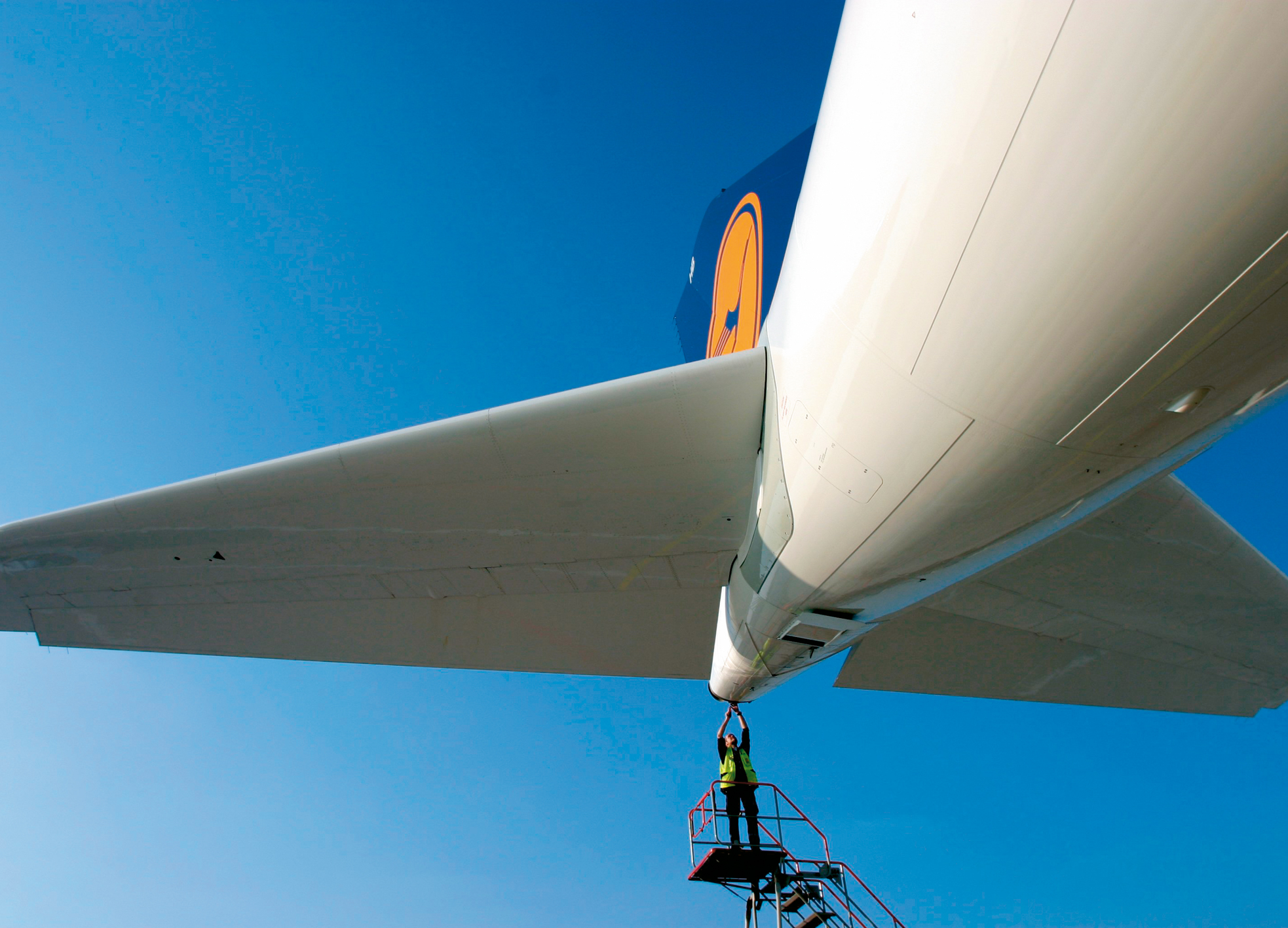 Alle Angebotsstufen – von Economy bis zur Business und First Class – verbindet bei Lufthansa die gleiche Sicherheitsphilosophie und ein kompromissloses Verständnis von Qualität.