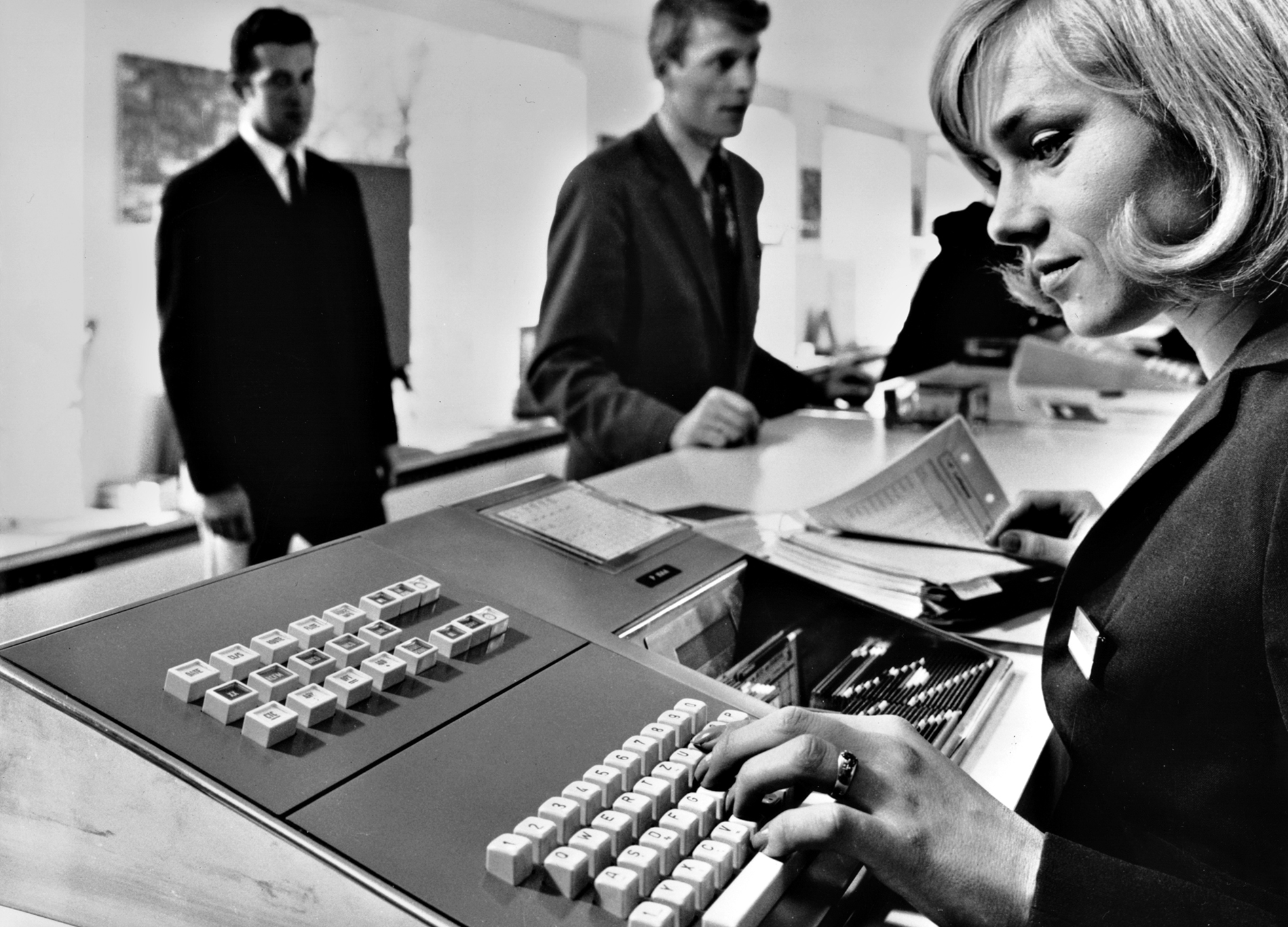 Am 1. März 1967 konnte Lufthansa ihr elektronisches Platzbuchungssystem in Betrieb nehmen.