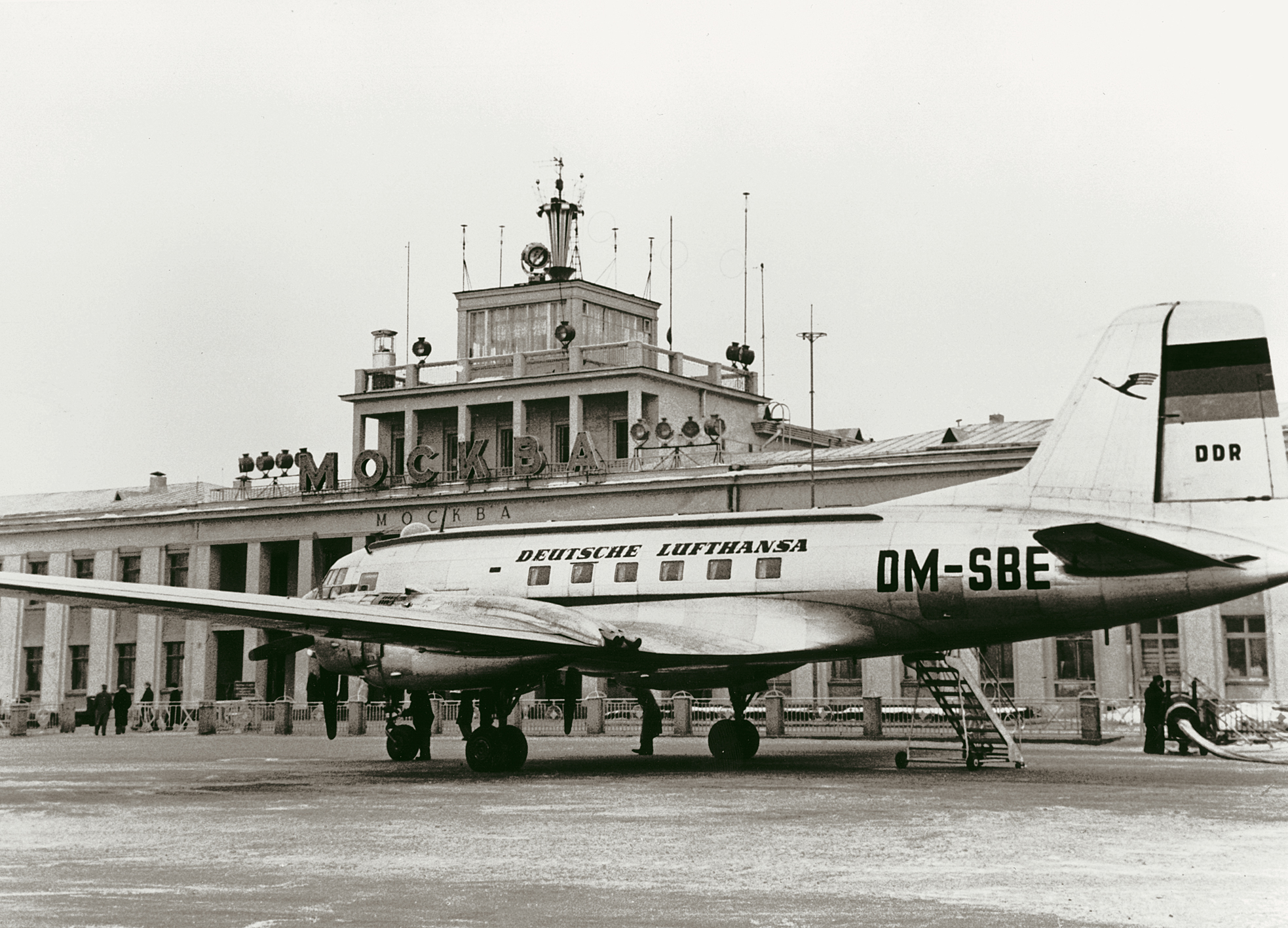 Die „andere“ Lufthansa aus der Deutschen Demokratischen Republik in Moskau.