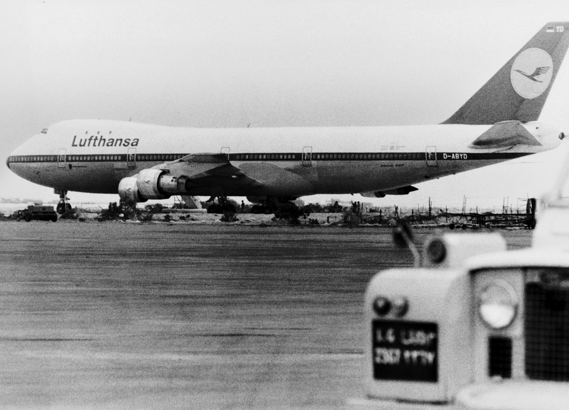 Rund um die Uhr: Sitzung des Krisenstabs während der Entführung einer Lufthansa-Boeing B747 nach Aden.